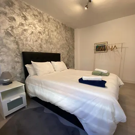 Urban Apartman